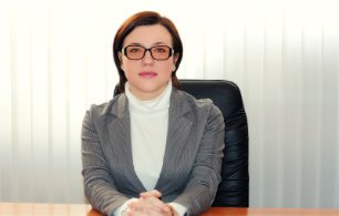 Оксана Александровна Ведущий юрист по корпоративным вопросам